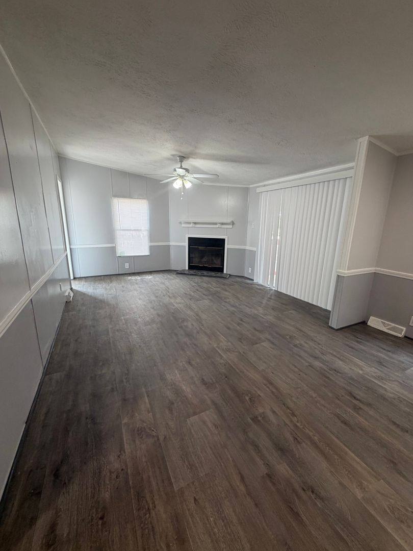 Apartment for rent at 1105 S Rogers St, Pooler, GA 31322