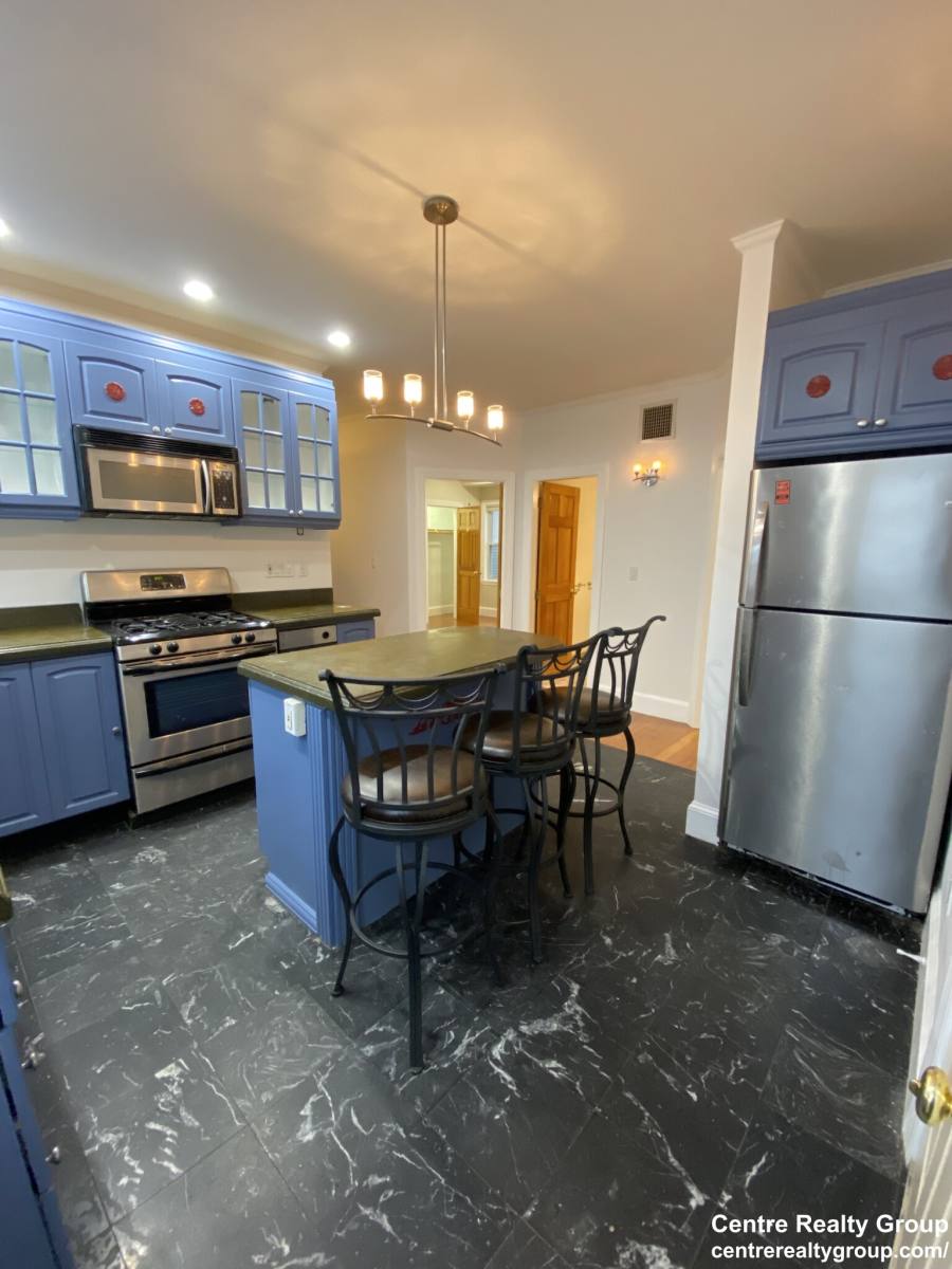 Apartment for rent at 200 Hyde Park Ave #3, Jamaica Plain, MA 02130