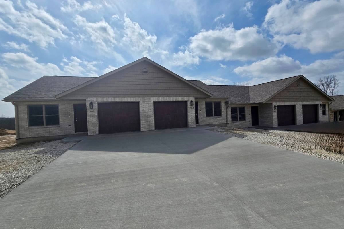 Apartment for rent at 1506 Saint Marias St, Rolla, MO 65401