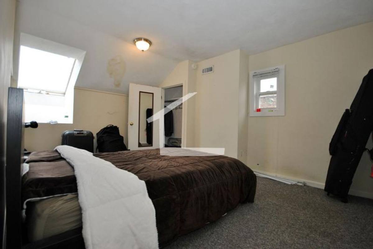 Townhouse for rent at 127 Glenville #1A, Allston, MA 02134