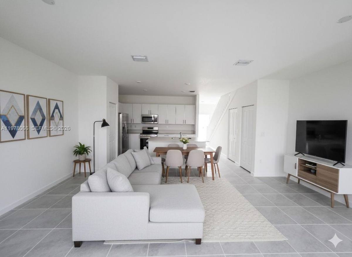 House for rent at 300 SE 10th Court, Homestead, FL 33034