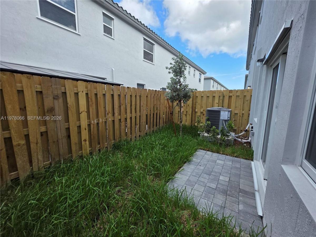 House for rent at 300 SE 10th Court, Homestead, FL 33034