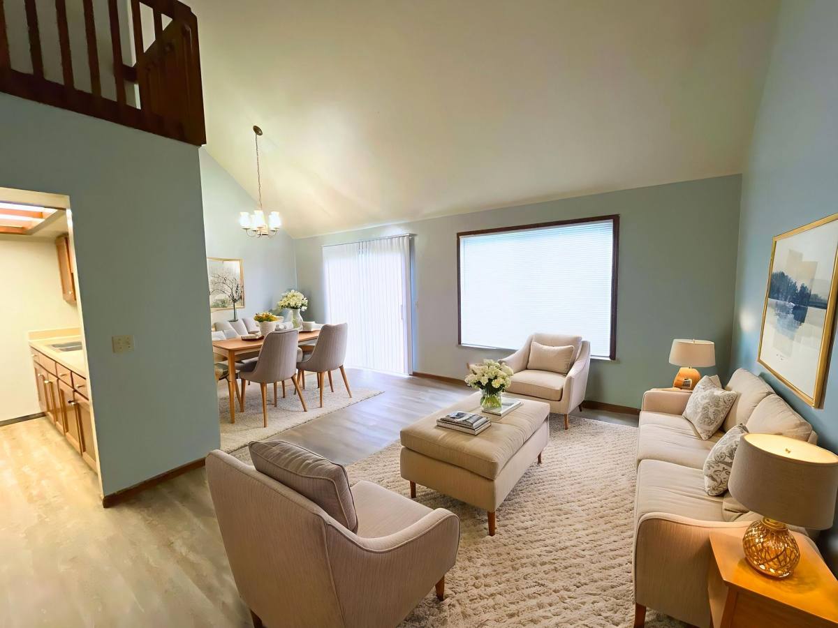 Townhouse for rent at 400 Oak Trail, Garrett, IN 46738