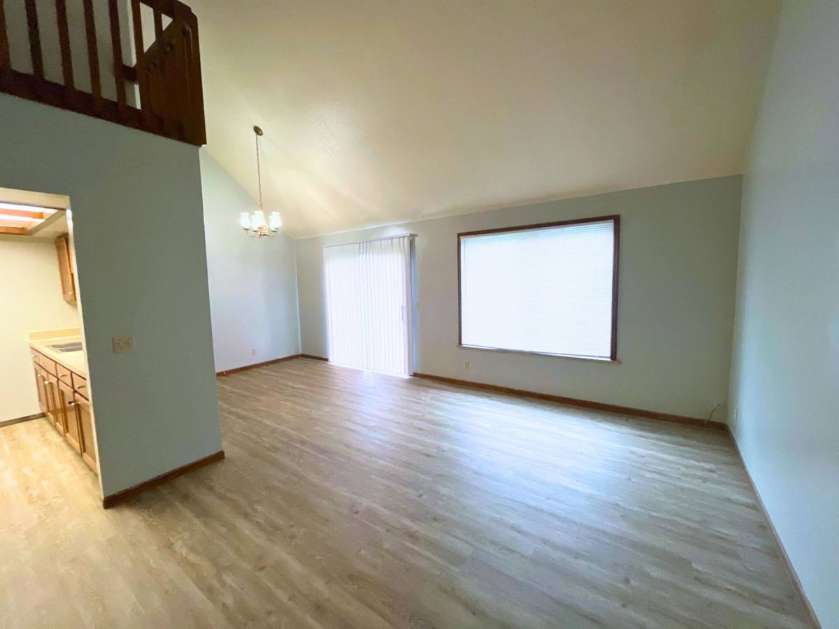 Townhouse for rent at 400 Oak Trail, Garrett, IN 46738