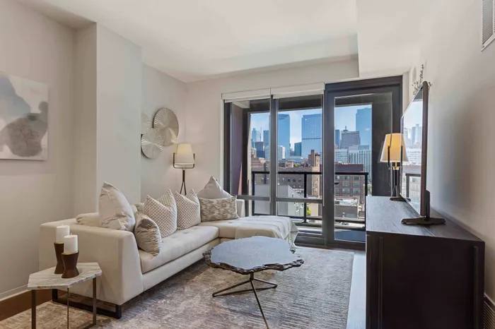 Apartment for rent at 922 W Washington Blvd #1009, Chicago, IL 60607