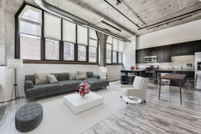 Apartment for rent at 922 W Washington Blvd #1009, Chicago, IL 60607