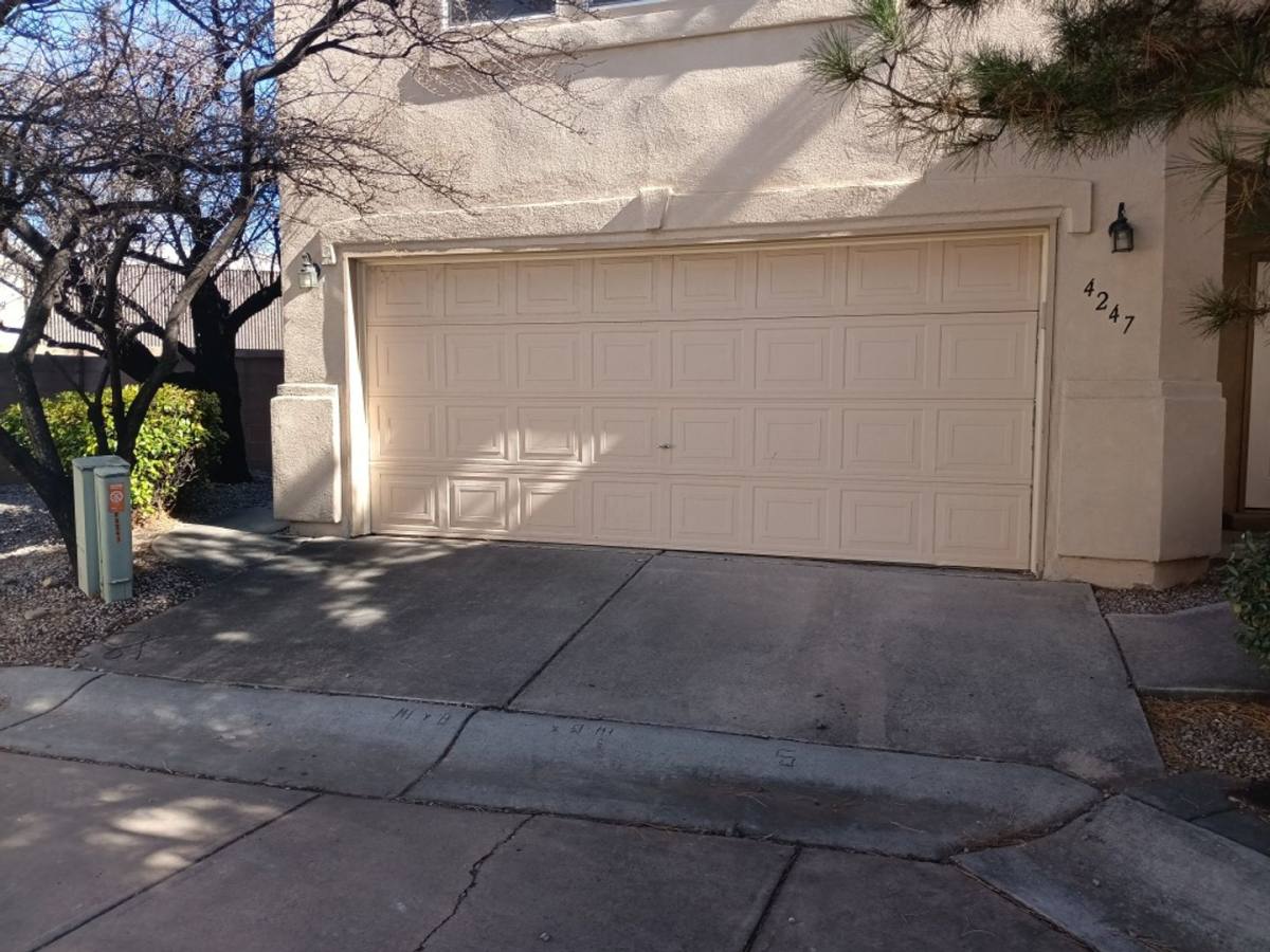 House for rent at 4247 Altura Vista Lane NE, Albuquerque, NM 87110