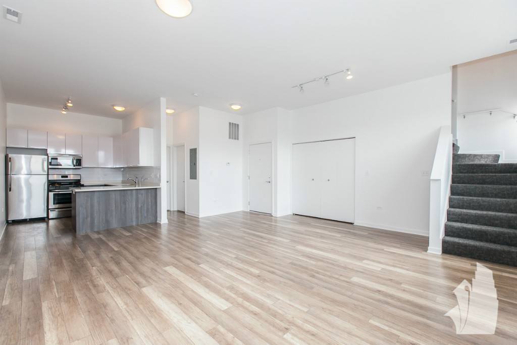Apartment for rent at 2700 W N Ave #206, Chicago, IL 60647