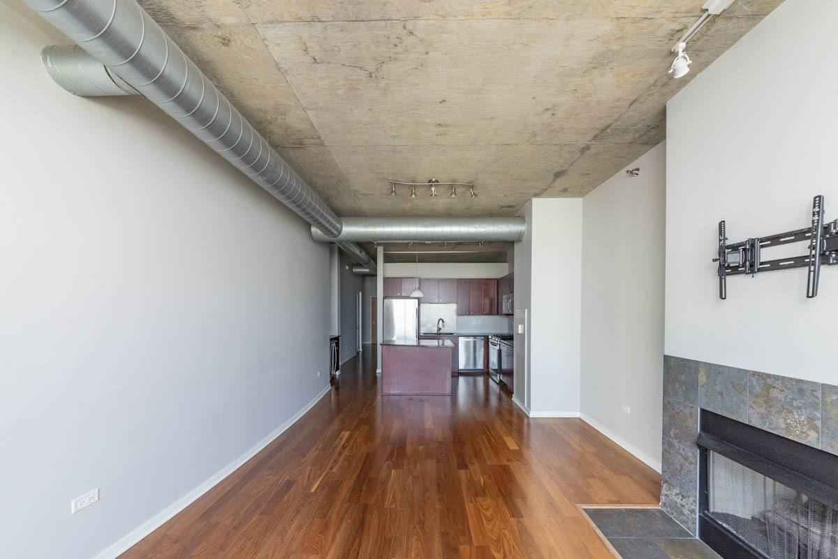 Condo for rent at 700 N Larrabee St #1902, Chicago, IL 60654