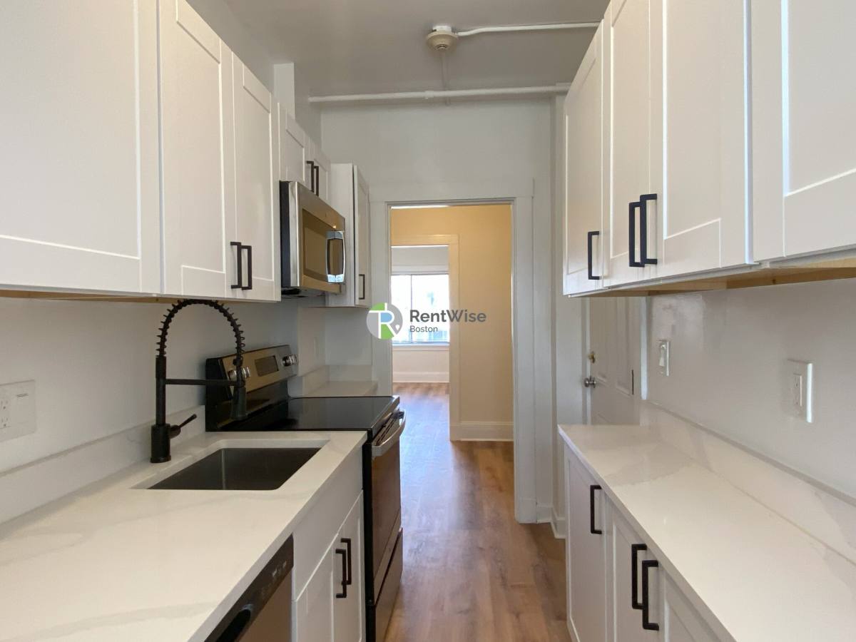 Apartment for rent at 230 Walnut St #39, Newtonville, MA 02460