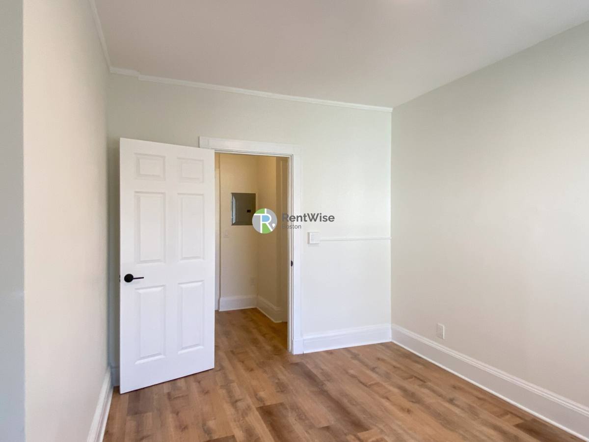 Apartment for rent at 230 Walnut St #39, Newtonville, MA 02460