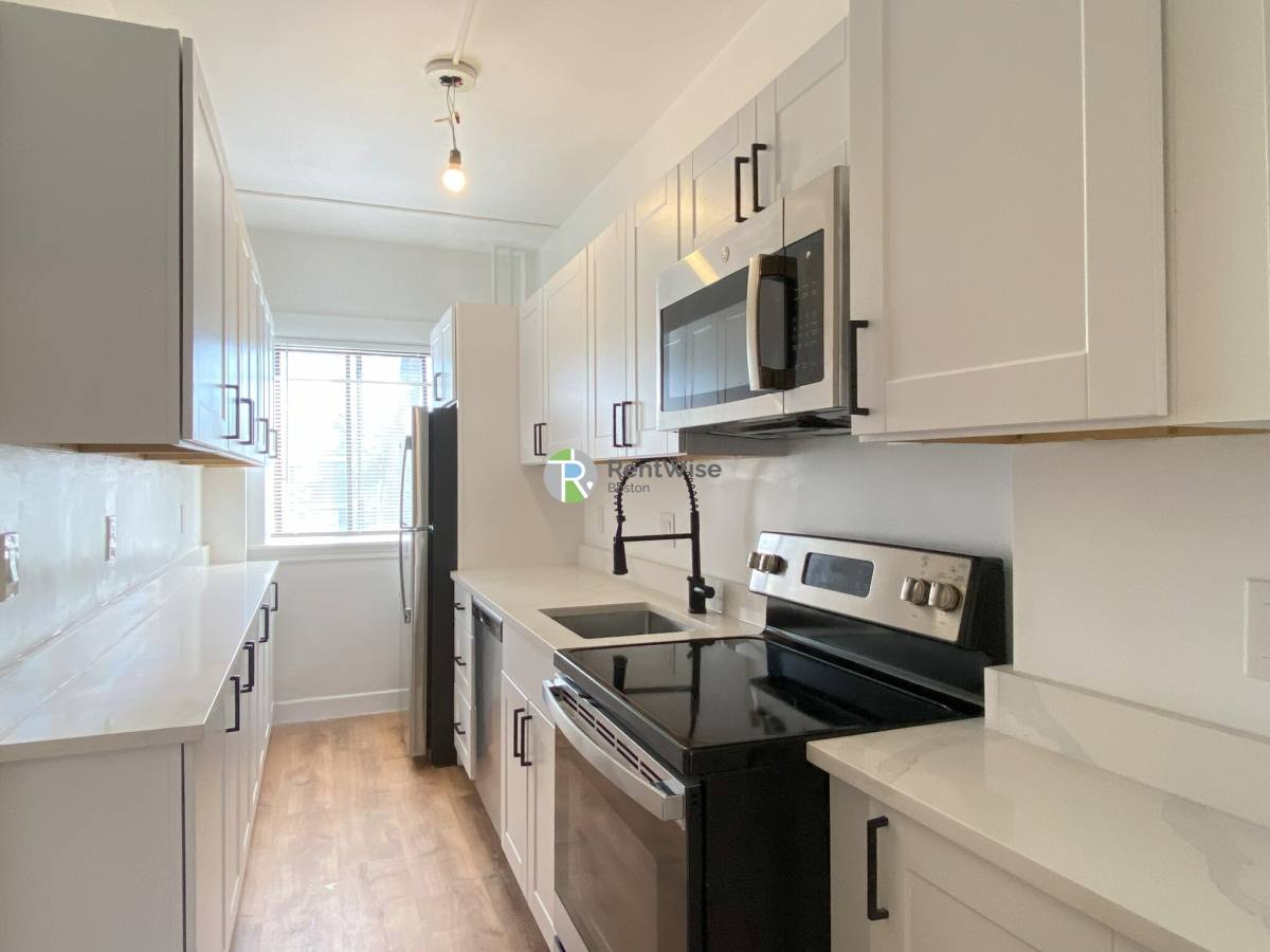Apartment for rent at 230 Walnut St #39, Newtonville, MA 02460