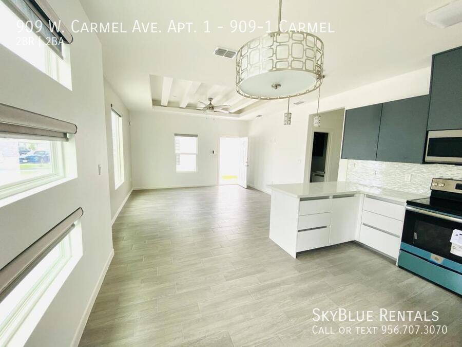 Apartment for rent at 909 W Carmel Ave #1, Pharr, TX 78577