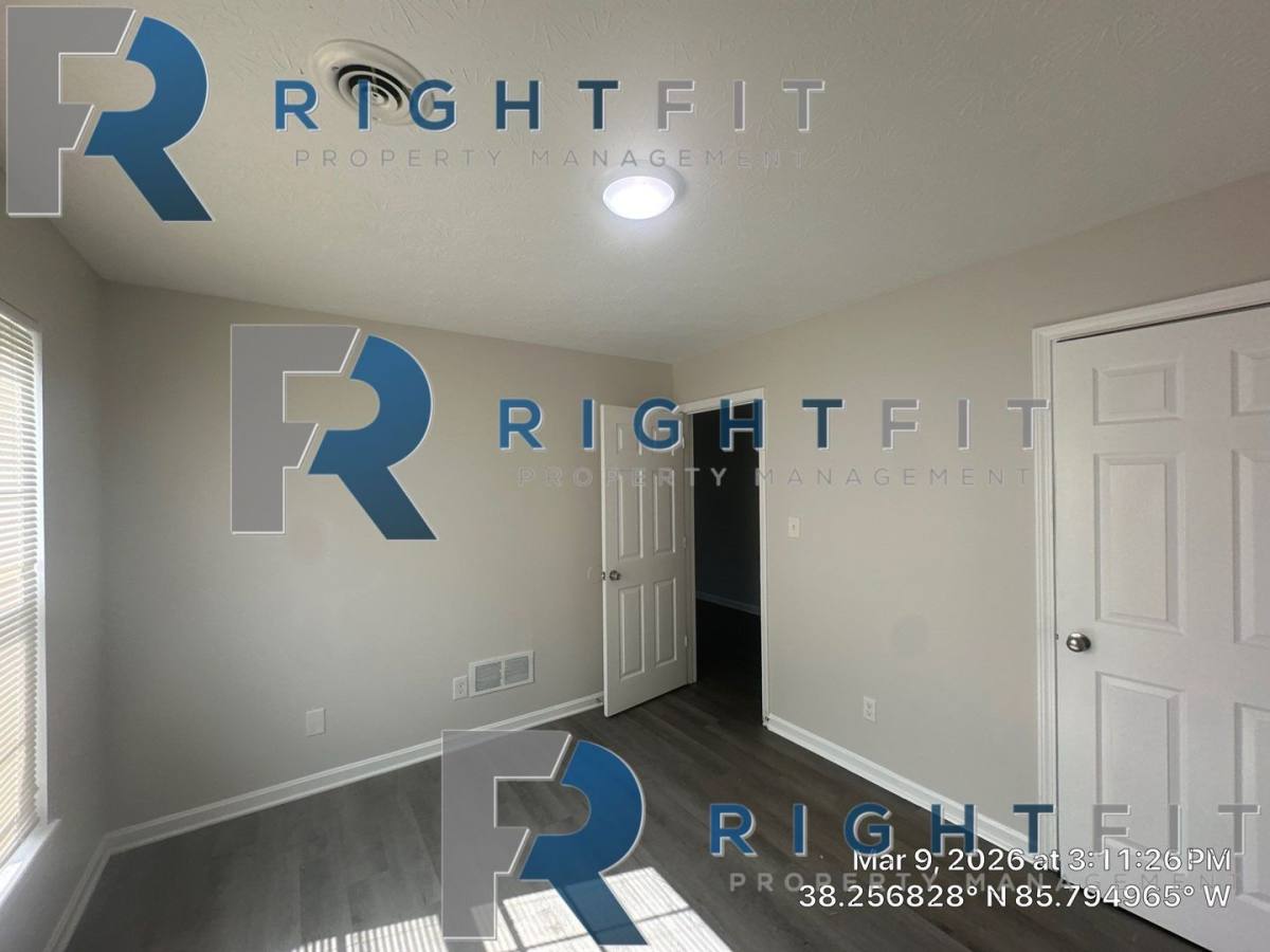 House for rent at 2623 Cedar St, Louisville, KY 40212