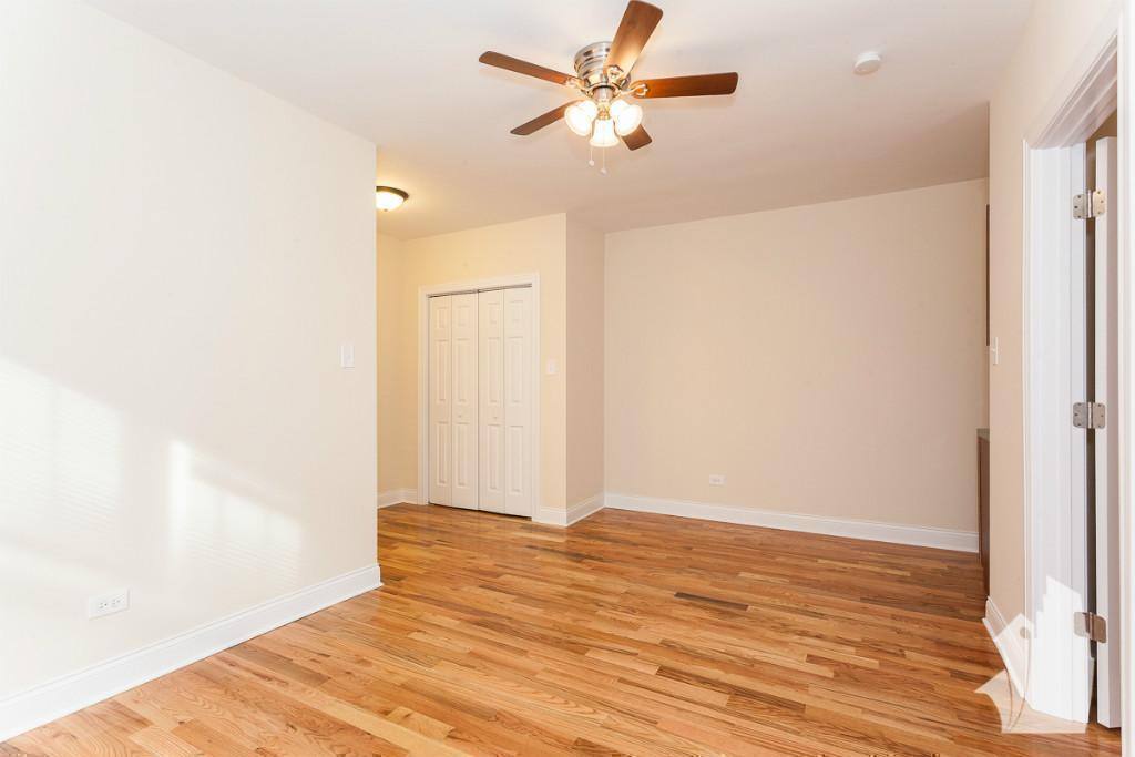 Apartment for rent at 949 W Cornelia Ave #1D, Chicago, IL 60657