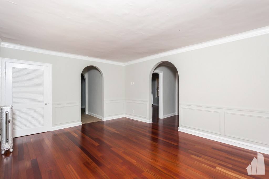 Apartment for rent at 5425 W Surf St #2S, Chicago, IL 60657
