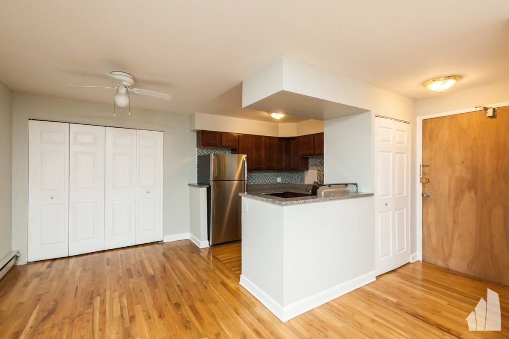 Apartment for rent at 1446 N Dearborn St #2A, Chicago, IL 60610