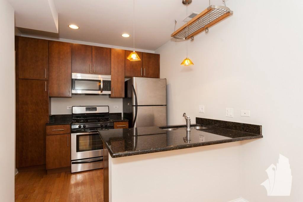 Apartment for rent at 3804 N Marshfield Ave #1, Chicago, IL 60613