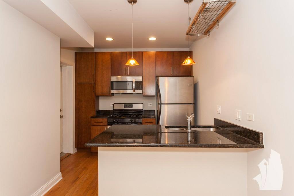 Apartment for rent at 3804 N Marshfield Ave #1, Chicago, IL 60613