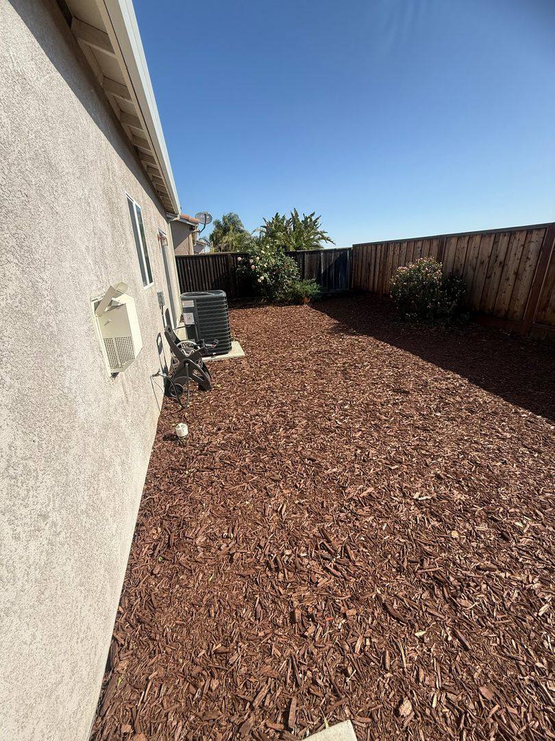 House for rent at 2988 La Vina Circle, Los Banos, CA 93635