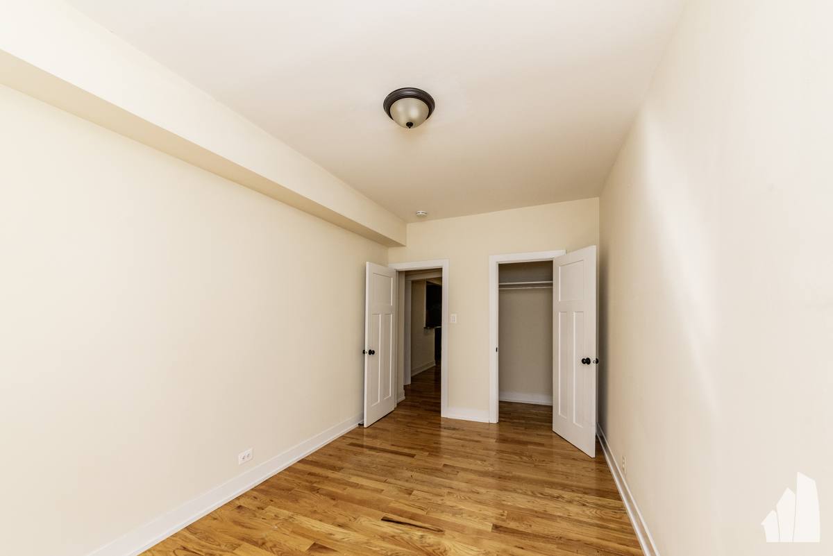 Apartment for rent at 3523 N Racine Ave #1E, Chicago, IL 60657