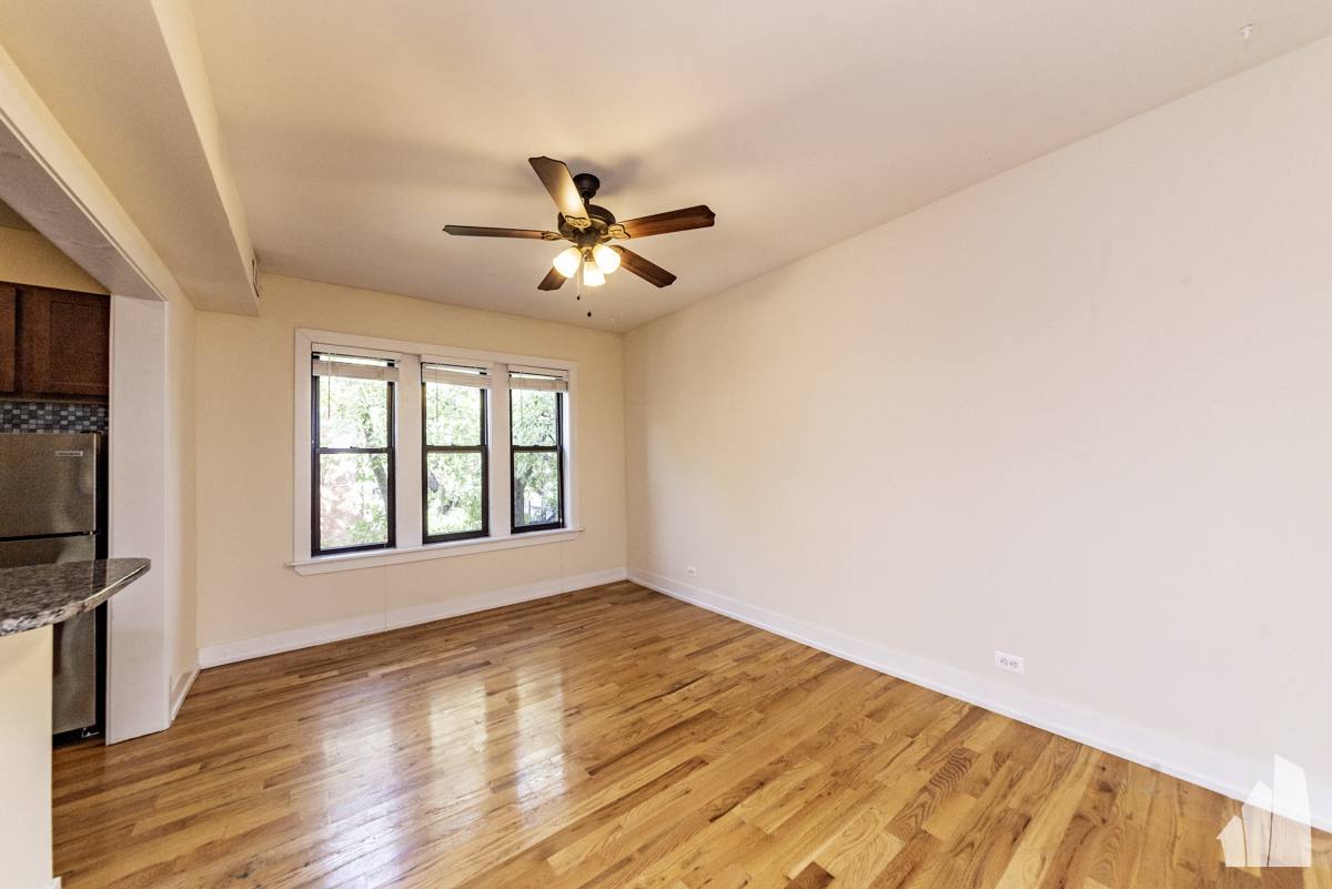 Apartment for rent at 3523 N Racine Ave #1E, Chicago, IL 60657