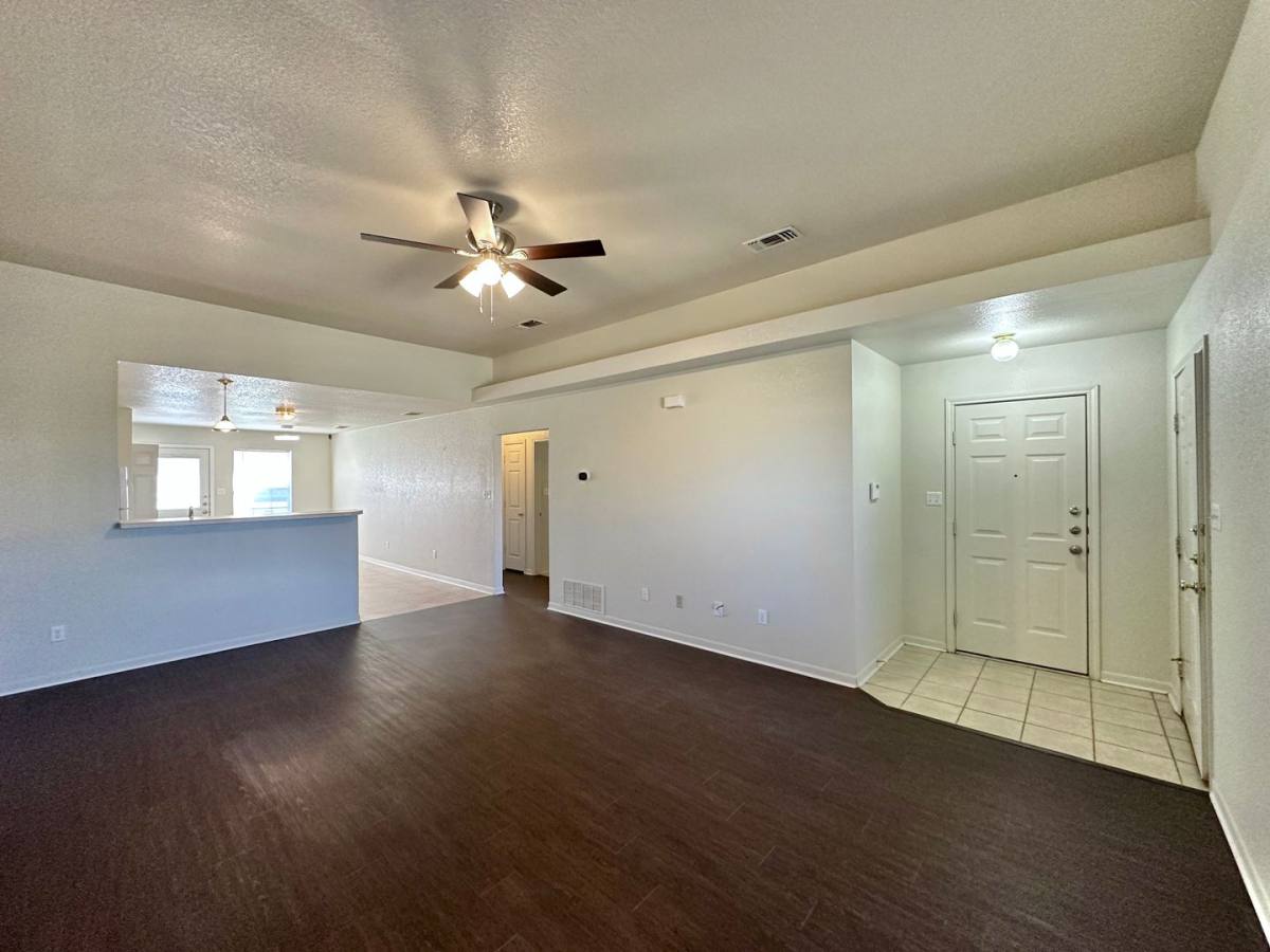 Townhouse for rent at 3806 Pecos Dr, Killeen, TX 76549