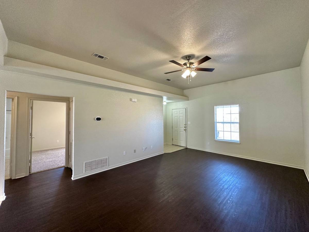 Townhouse for rent at 3806 Pecos Dr, Killeen, TX 76549