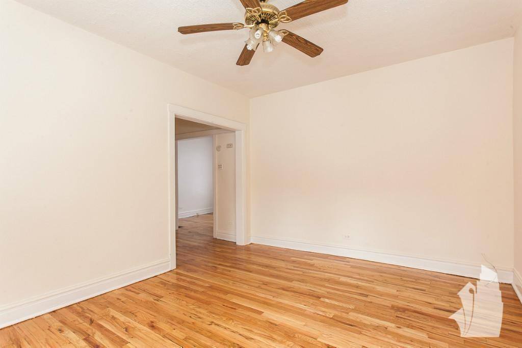 Apartment for rent at 38275 N Fremont St #E3, Chicago, IL 60613