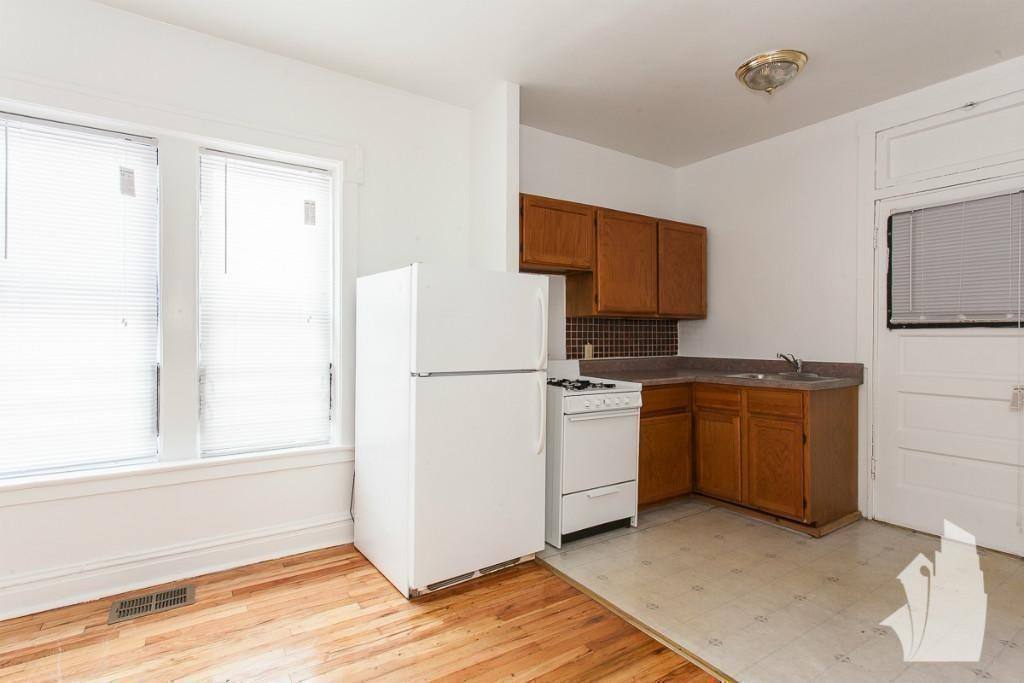 Apartment for rent at 38275 N Fremont St #E3, Chicago, IL 60613