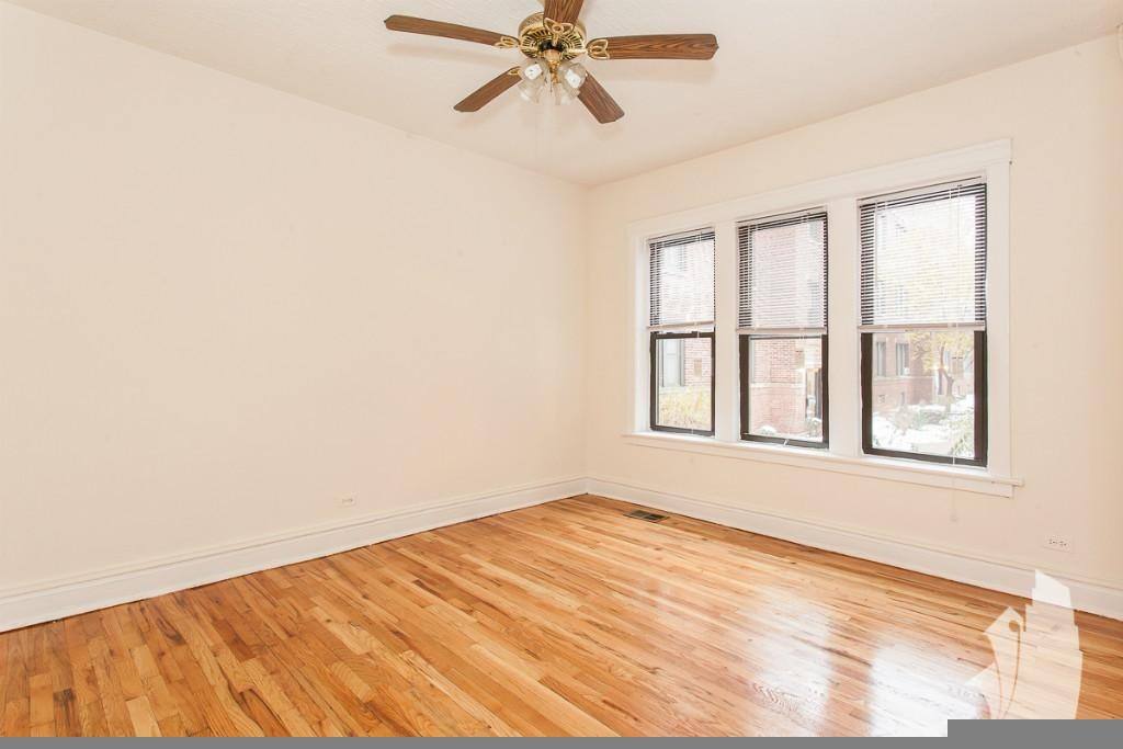 Apartment for rent at 38275 N Fremont St #E3, Chicago, IL 60613