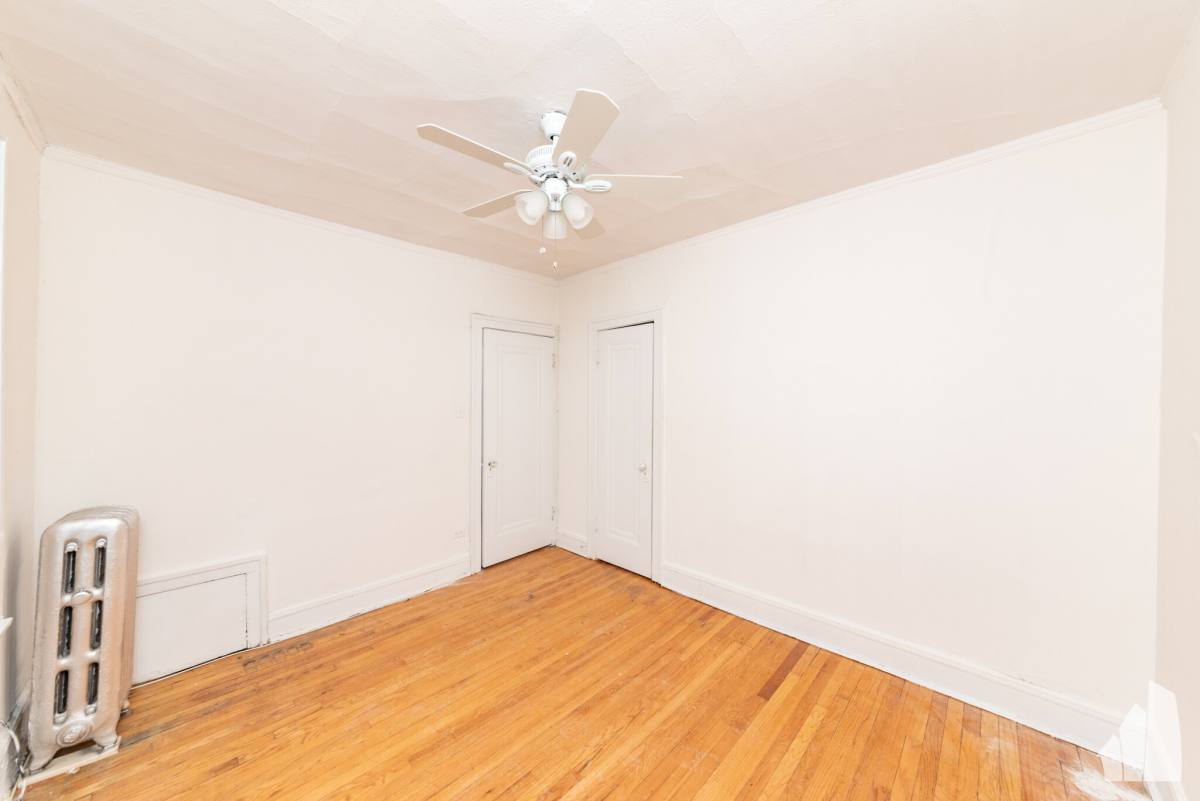 Apartment for rent at 4414 N Whipple St #2N, Chicago, IL 60625