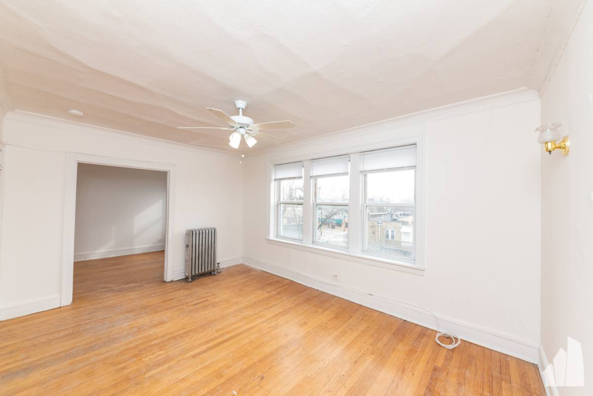 Apartment for rent at 4414 N Whipple St #2N, Chicago, IL 60625