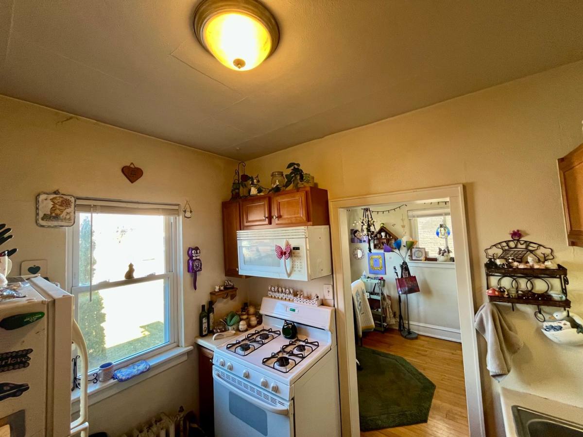Apartment for rent at 1716 E Newton Ave, Milwaukee, WI 53211