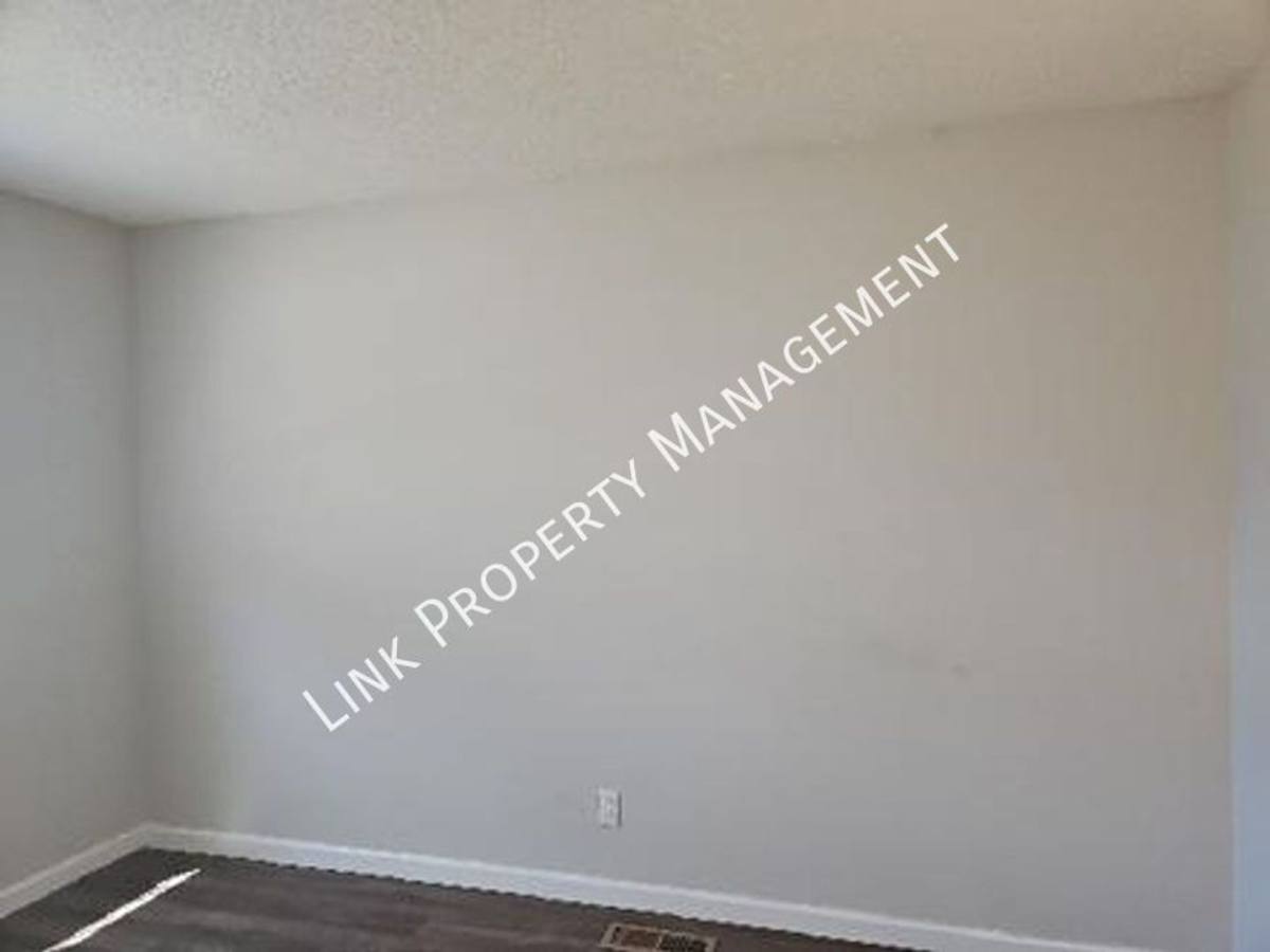 Apartment for rent at 1638 Keeble St, Chattanooga, TN 37412