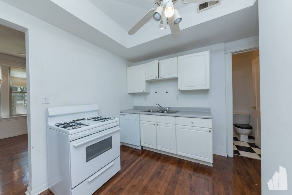 Apartment for rent at 1952 W Winona St #3, Chicago, IL 60640