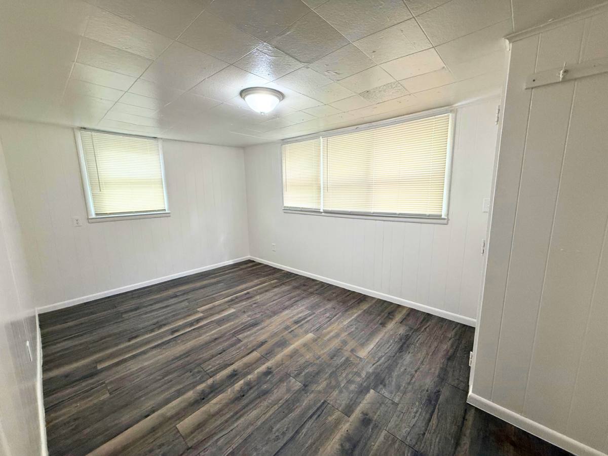 Apartment for rent at 1258 SW Clay St, Topeka, KS 66604