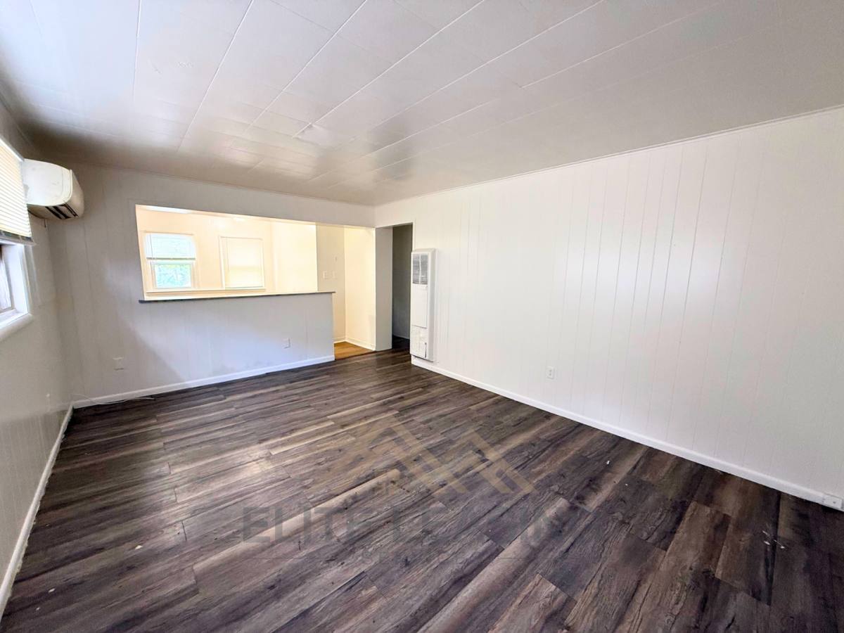 Apartment for rent at 1258 SW Clay St, Topeka, KS 66604