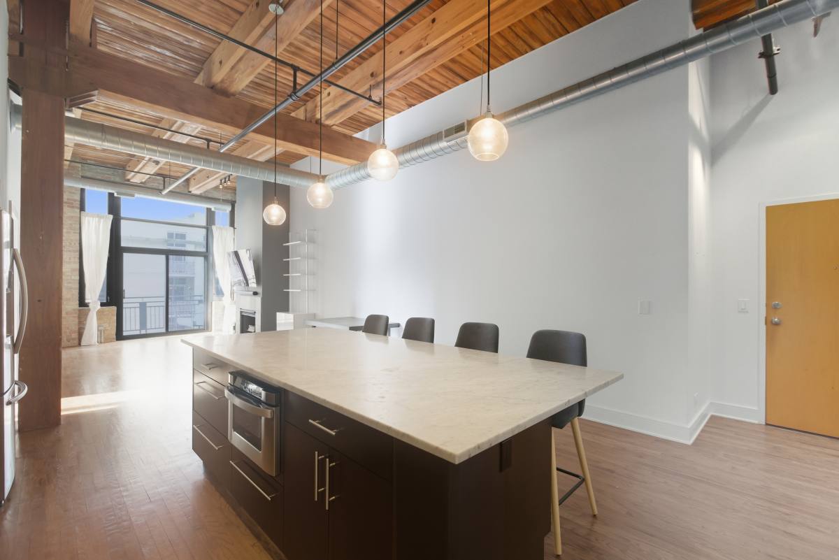 Apartment for rent at 525 W Superior St #431, Chicago, IL 60654