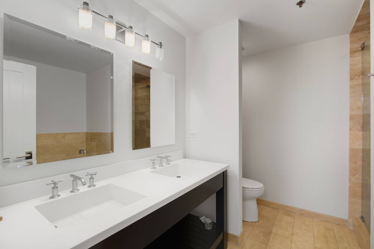 Apartment for rent at 525 W Superior St #431, Chicago, IL 60654