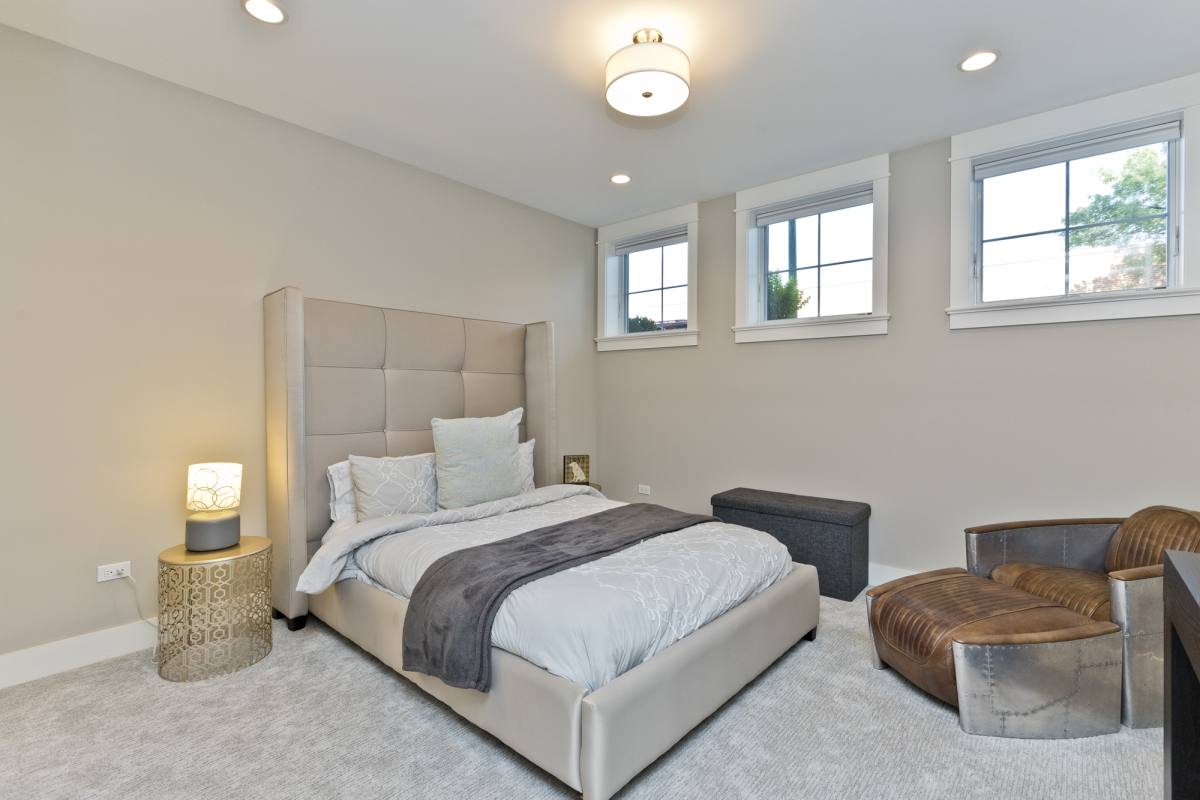 Apartment for rent at 4753 N Hamilton Ave #1N, Chicago, IL 60625