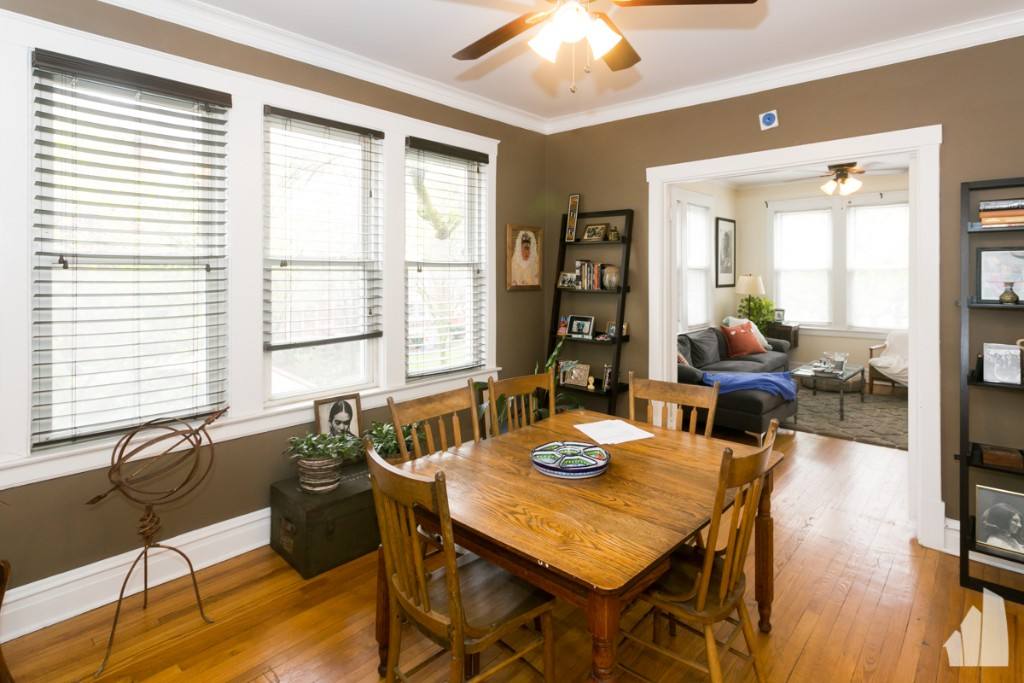 Apartment for rent at 3538 W Grace St #2E, Chicago, IL 60618