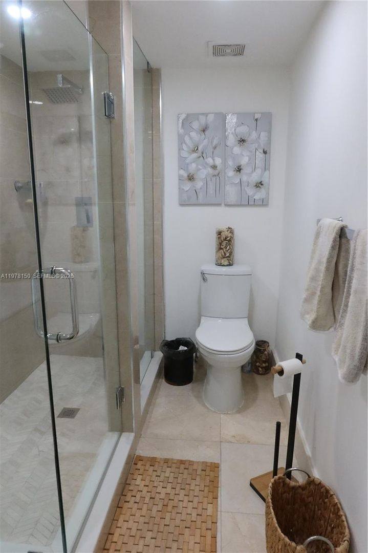Townhouse for rent at 10923 NW 70th St, Miami, FL 33178