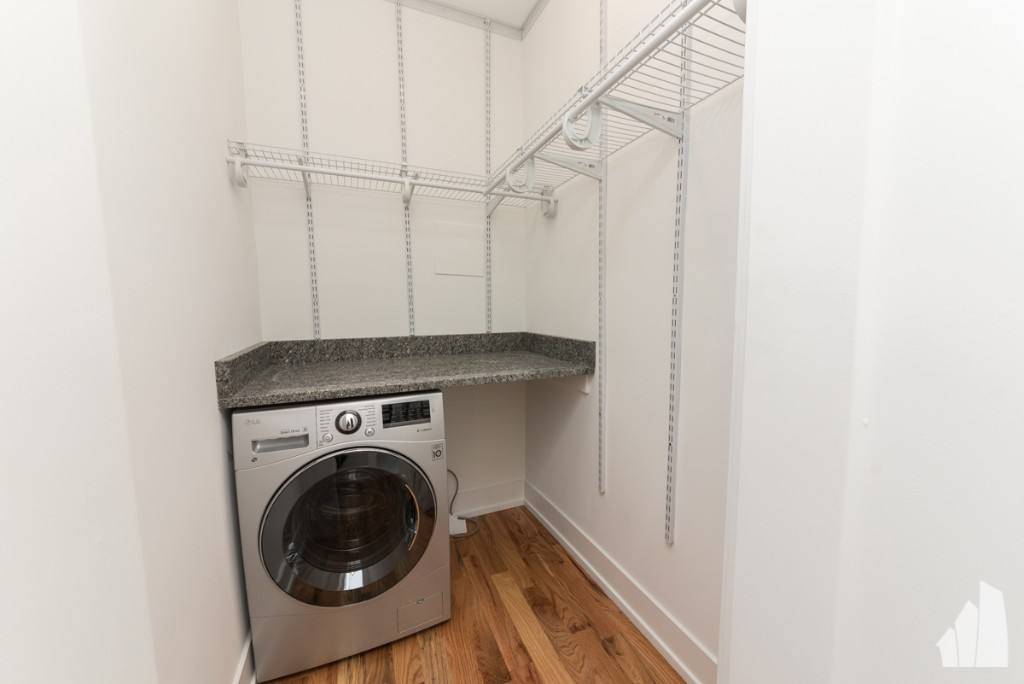 Apartment for rent at 2912 N Mildred Ave #3B, Chicago, IL 60657