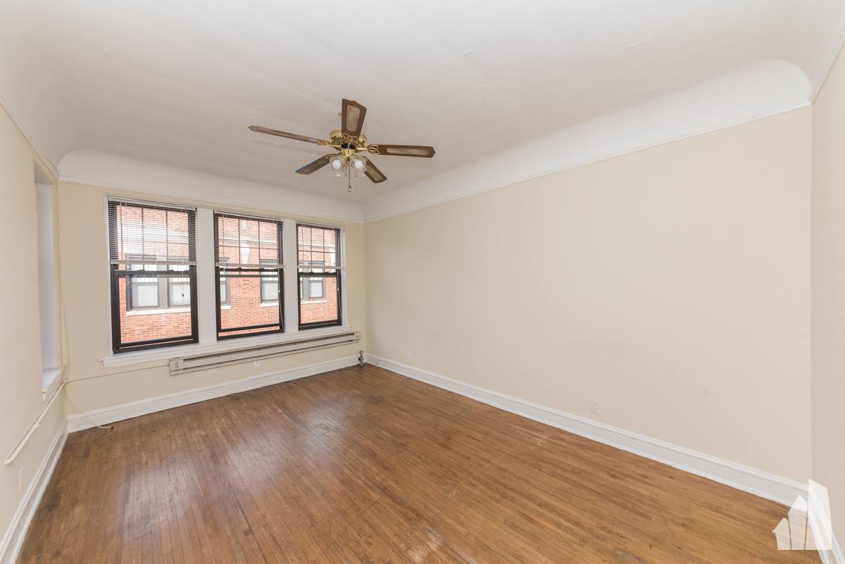 Apartment for rent at 4411 N Wolcott Ave #1A, Chicago, IL 60640