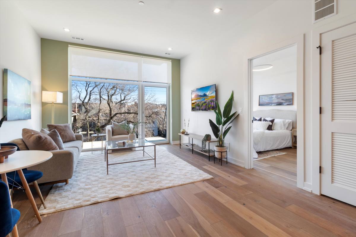 Apartment for rent at 4513 N Clark St #507, Chicago, IL 60640