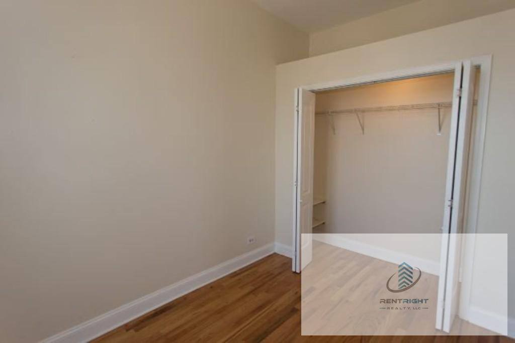 Apartment for rent at 1411 W Erie St #3F, Chicago, IL 60642