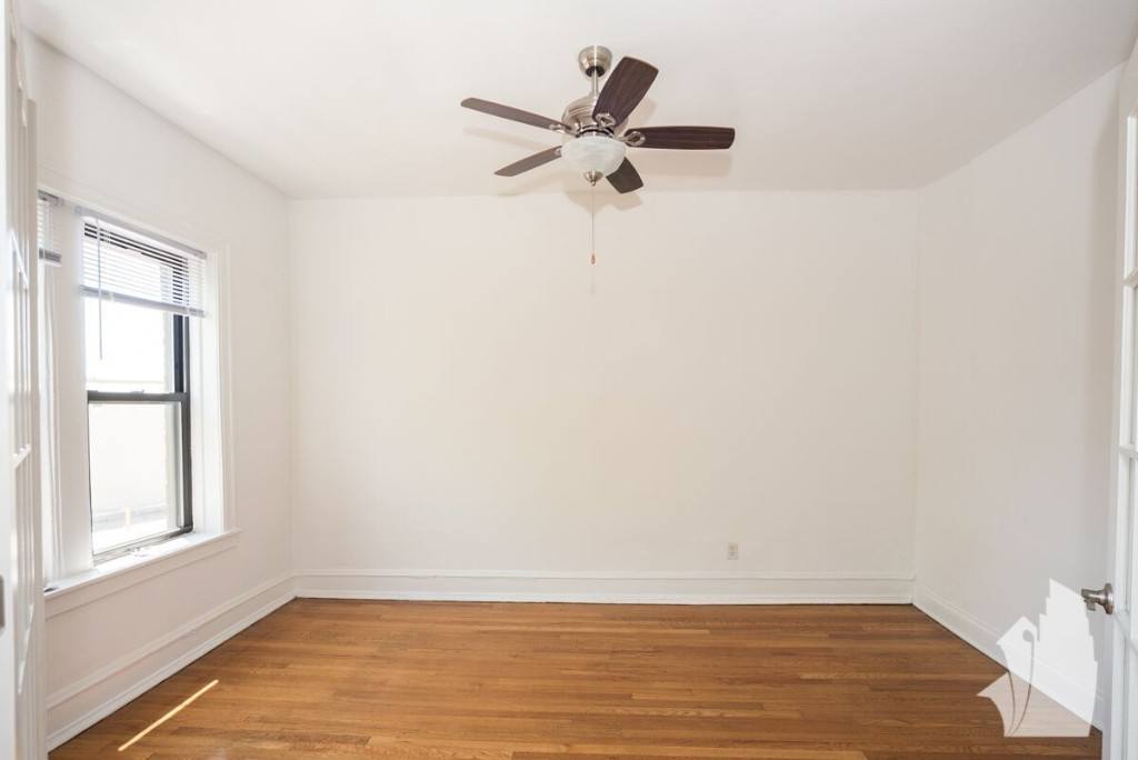 Apartment for rent at 626 W Stratford Place #3N, Chicago, IL 60657
