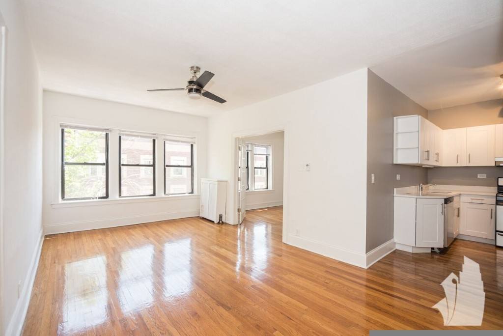Apartment for rent at 626 W Stratford Place #3N, Chicago, IL 60657