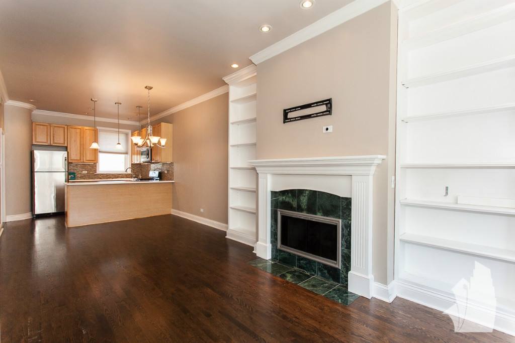 Apartment for rent at 3856 N Southport Ave #2, Chicago, IL 60613